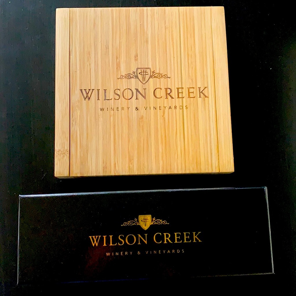 Magic Decanter and Cheeseboard with Knife